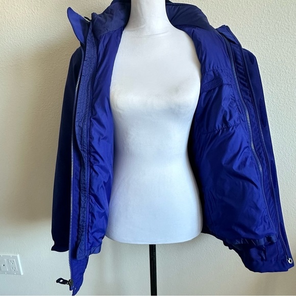 THE North Face 2 - 1 Woman’s Jackets - Picture 6 of 13